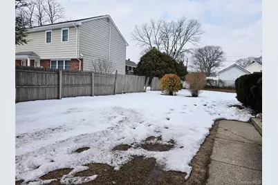 73-75 Washington Street, East Islip, NY 11730 - Photo 4