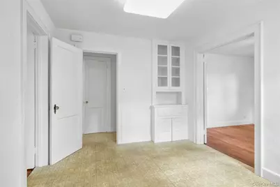 10 Harrison Drive, Larchmont, NY 10538 - Photo 12