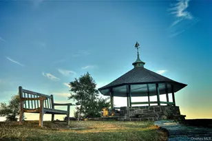 10 Harrison Dr, Larchmont, NY 10538 - Photo 48