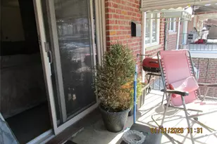 62-37 69th Pl, Middle Village, NY 11379 - Photo 26