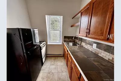 9 Grand Street #3, Poughkeepsie, NY 12601 - Photo 6