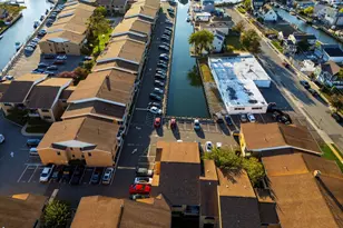 210 Westend Ave, Freeport, NY 11520 - Photo 18