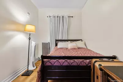 729 Taylor Avenue, Bronx, NY 10473 - Photo 16