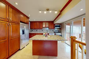 511 Freeman Ave, Brentwood, NY 11717 - Photo 8