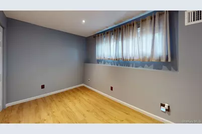 511 Freeman Avenue, Brentwood, NY 11717 - Photo 36