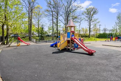 133B Edgewater Park #133B, Bronx, NY 10465 - Photo 26