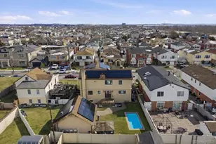 164-14 85th St, Howard Beach, NY 11414 - Photo 26