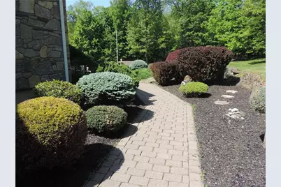 49 Woodcrest Drive, Hopewell Junction, NY 12533 - Photo 28