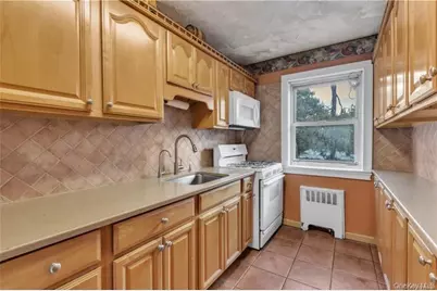 51 White Oak Street #2A, New Rochelle, NY 10801 - Photo 6