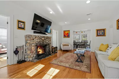 91 Bar Beach Road, Port Washington, NY 11050 - Photo 16