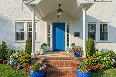 91 Bar Beach Road, Port Washington, NY 11050 - Photo 2