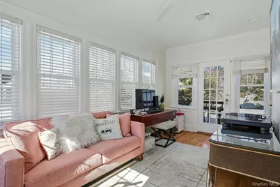 91 Bar Beach Road, Port Washington, NY 11050 - Photo 18