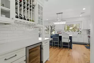 91 Bar Beach Rd, Port Washington, NY 11050 - Photo 12