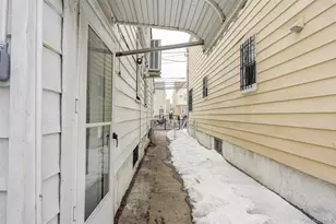 90-56 184th Pl, Hollis, NY 11423 - Photo 40