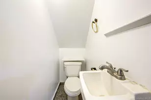 90-56 184th Pl, Hollis, NY 11423 - Photo 18