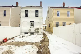 90-56 184th Pl, Hollis, NY 11423 - Photo 42