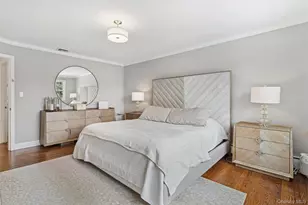 1827 Glenn Ln, Merrick, NY 11566 - Photo 16