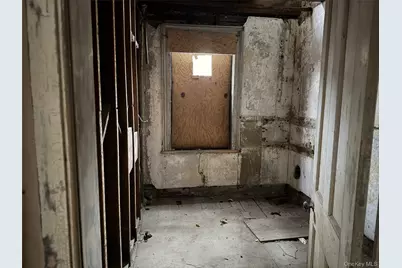 169 Chambers Street, Newburgh, NY 12550 - Photo 10