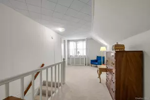 67 Maple Dr, New Hyde Park, NY 11040 - Photo 12