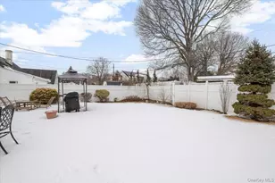 2489 2nd St, East Meadow, NY 11554 - Photo 28