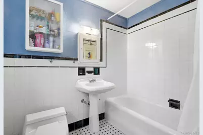 36 Farley Road, Scarsdale, NY 10583 - Photo 24