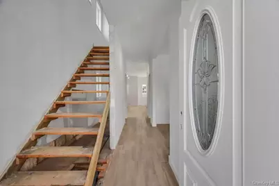 9 James Street S, East Rockaway, NY 11518 - Photo 10