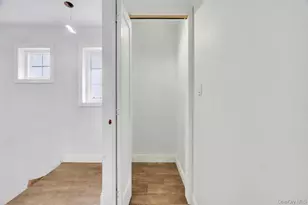 9 James Street S, East Rockaway, NY 11518 - Photo 4