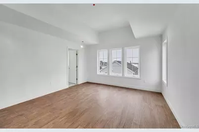 9 James Street S, East Rockaway, NY 11518 - Photo 18