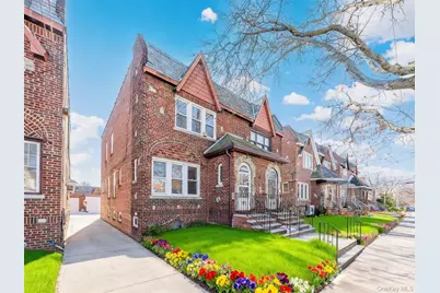 20612 50th Avenue, Oakland Gardens, NY 11364 - Photo 2