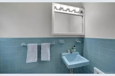 186 Midland Avenue, Tuckahoe, NY 10707 - Photo 20