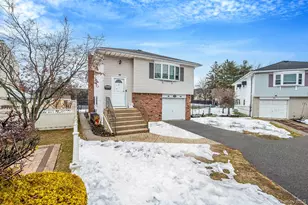 94 Harrison Ave, Bethpage, NY 11714 - Photo 2