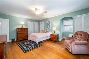 28 St Thomas Pl, Malverne, NY 11565 - Photo 16