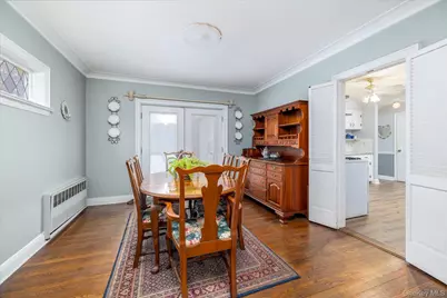 28 Saint Thomas Place, Malverne, NY 11565 - Photo 6