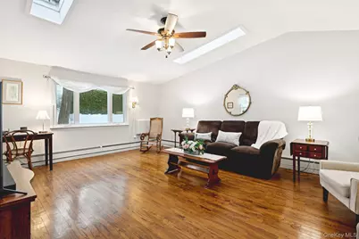 17 Ellington Drive, East Northport, NY 11731 - Photo 14