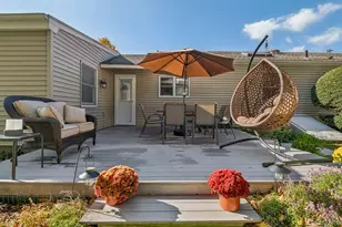 17 Ellington Dr, East Northport, NY 11731 - Photo 10