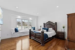 75 Syosset Cir, Syosset, NY 11791 - Photo 8