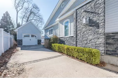 2854 Clarendon Road, Oceanside, NY 11572 - Photo 34