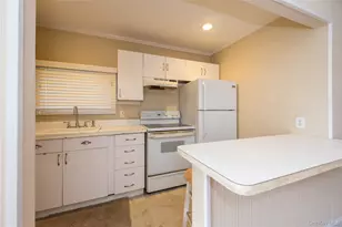 2854 Clarendon Rd, Oceanside, NY 11572 - Photo 24