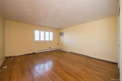 2854 Clarendon Road, Oceanside, NY 11572 - Photo 14