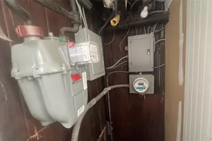 64-61 82nd Pl, Middle Village, NY 11379 - Photo 12