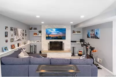 1 N Amundsen Lane, Airmont, NY 10901 - Photo 16