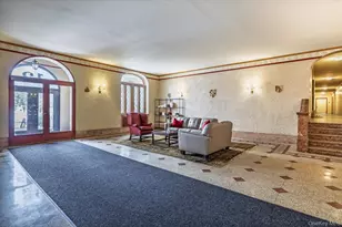 12 Hamilton Pl, Garden City, NY 11530 - Photo 2