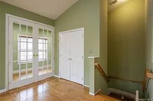 92 Pond View, Port Washington, NY 11050 - Photo 8