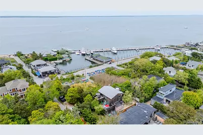26 Duneway Avenue, Seaview, NY 11770 - Photo 12