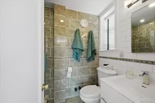 4784 Boston Post Rd, Pelham, NY 10803 - Photo 12