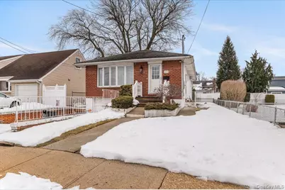 3620 Tuscala Street, Seaford, NY 11783 - Photo 2