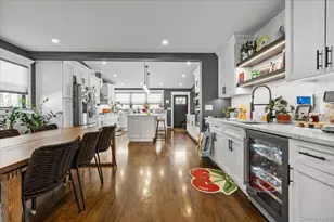 85 Joline Rd, Port Jefferson Station, NY 11776 - Photo 6