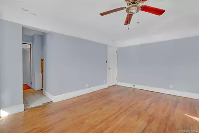 54 Surrey Lane, Hempstead, NY 11550 - Photo 26