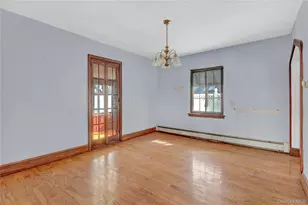 54 Surrey Ln, Hempstead, NY 11550 - Photo 10