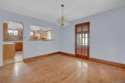 54 Surrey Lane, Hempstead, NY 11550 - Photo 8